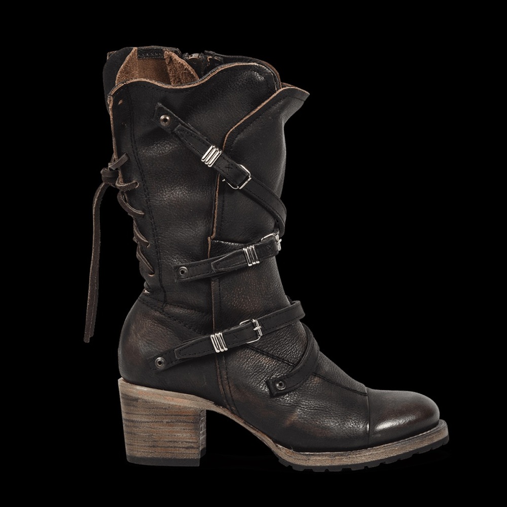 *FREEBIRD* Cora boot size 8